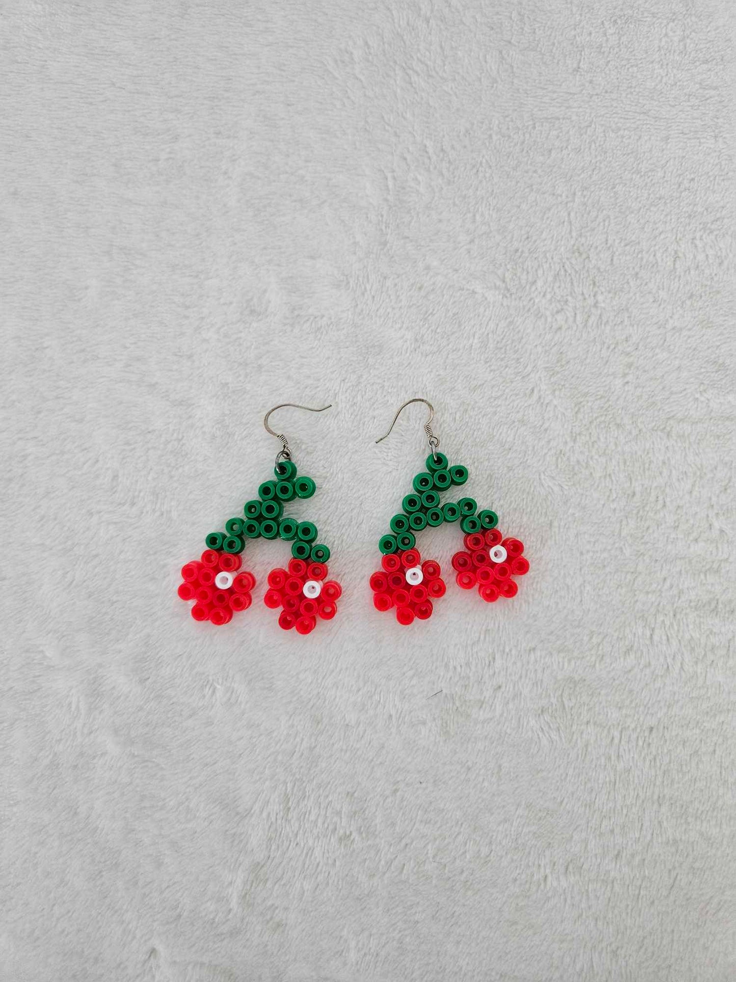 boucles d'oreilles cerise